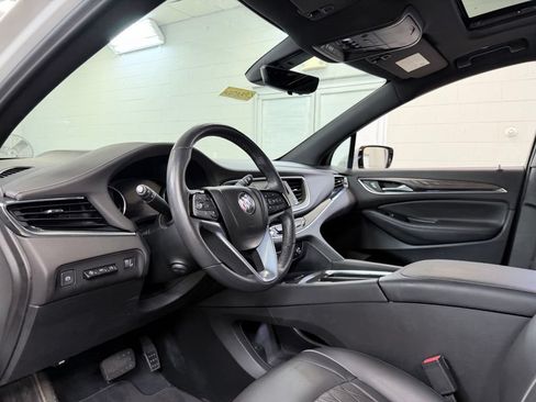 Used 2024 Buick Enclave Avenir AWD/4WD image 15