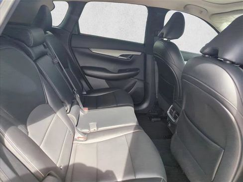 Used 2021 INFINITI QX50 Luxe FWD image 15