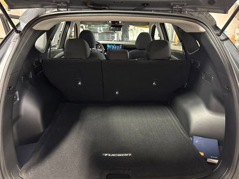 Certified 2025 Hyundai Tucson SE AWD/4WD image 30