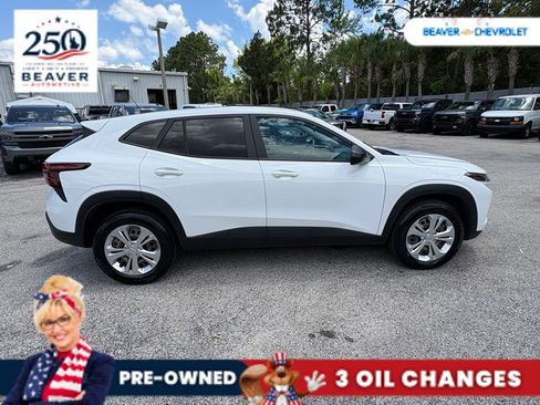 Used 2024 Chevrolet Trax LS FWD image 8