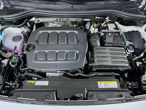 New 2026 Volkswagen Tiguan SE AWD/4WD image 28