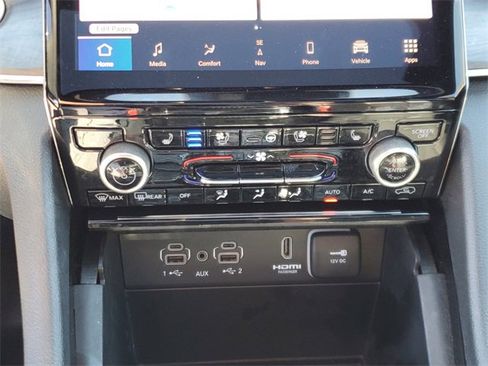 Used 2024 Jeep Grand Cherokee L Overland w/ Trailer Tow Package image 31