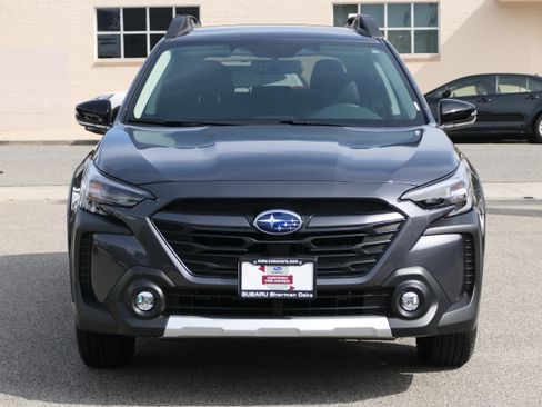 Certified 2025 Subaru Outback Limited image 8