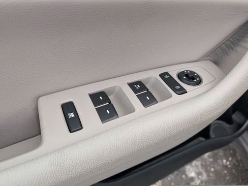 Used 2018 Hyundai Sonata SEL image 15