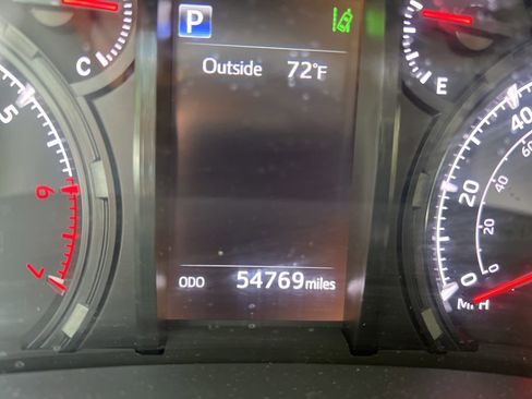 Used 2023 Toyota 4Runner SR5 RWD image 28