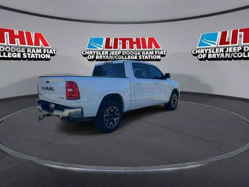 Used 2025 RAM 1500 Laramie AWD/4WD image 8