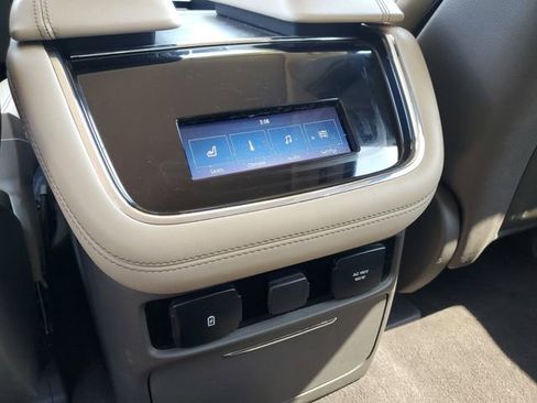 Used 2024 Lincoln Navigator Premiere image 33