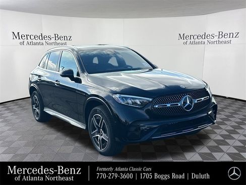 Certified 2025 Mercedes-Benz GLC 300 image 1