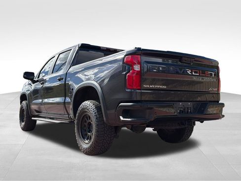 Used 2022 Chevrolet Silverado 1500 ZR2 w/ Technology Package AWD/4WD image 5