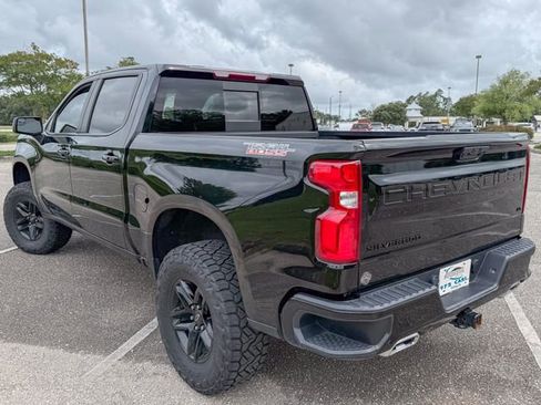 Used 2024 Chevrolet Silverado 1500 LT Trail Boss w/ Convenience Package II AWD/4WD image 7
