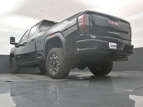 Used 2026 GMC Sierra 2500 AT4X AWD/4WD image 50