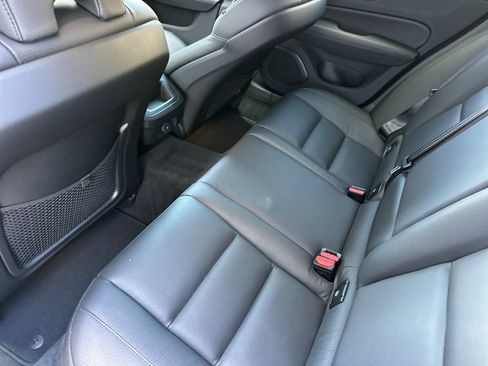 Used 2025 Volvo V60 B5 Cross Country Plus AWD/4WD image 12