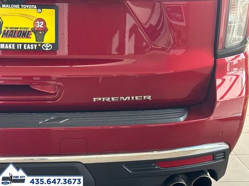 Used 2024 Chevrolet Tahoe Premier w/ Premium Package AWD/4WD image 4