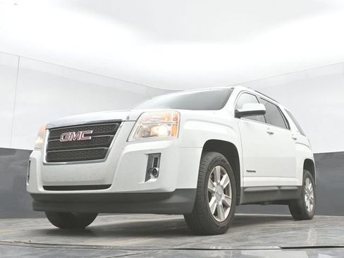 Used 2013 GMC Terrain SLT FWD image 29