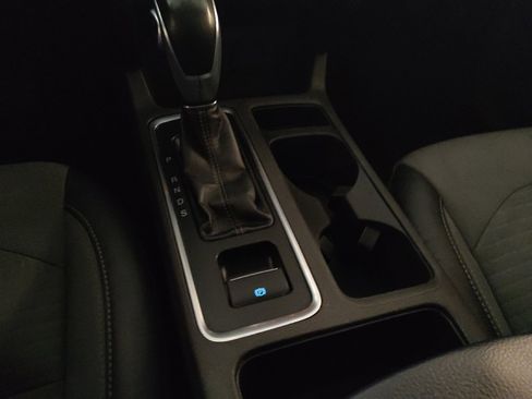 Used 2019 Ford Escape SE FWD image 26