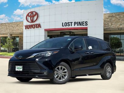 New 2026 Toyota Sienna XLE
