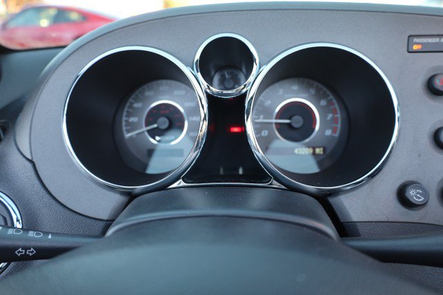Used 2008 Pontiac Solstice GXP w/ Premium Package RWD image 28