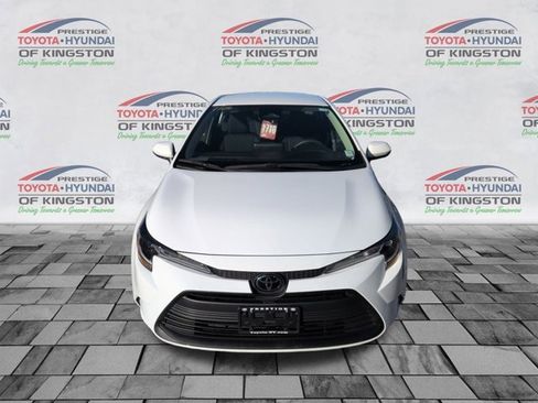 Certified 2023 Toyota Corolla LE image 9