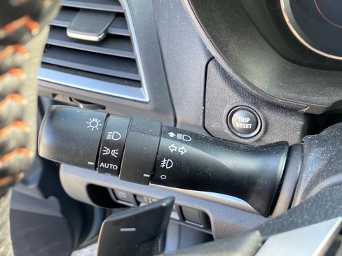 Used 2021 Subaru Crosstrek 2.5i Limited w/ Moonroof Package 1 image 22