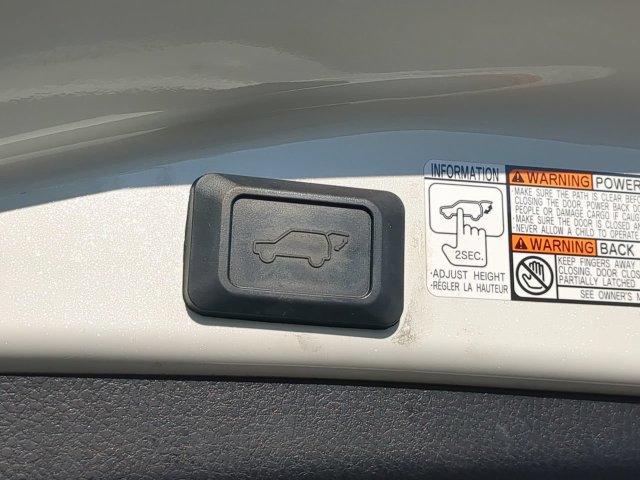 Used 2017 Toyota RAV4 Limited w/ All Weather Liner Package AWD/4WD image 15