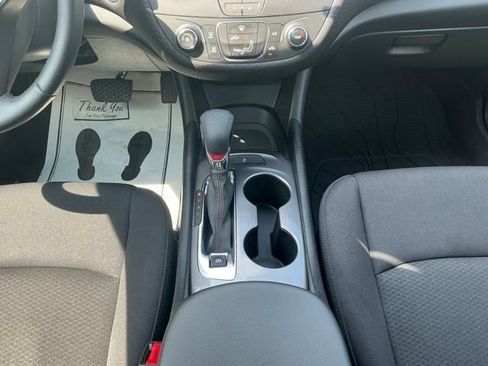 Used 2023 Chevrolet Malibu RS w/ LPO, Floor Liner Package FWD image 28