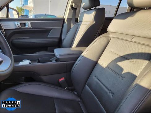 Used 2024 Hyundai Santa Fe Limited image 23