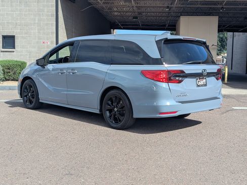 Used 2023 Honda Odyssey Sport image 4