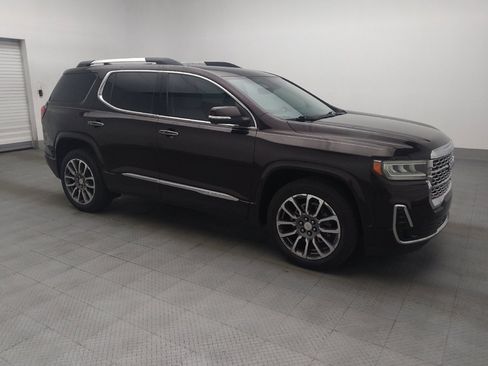 Used 2021 GMC Acadia Denali w/ Denali Technology Package FWD image 11
