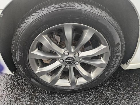 Used 2014 Chrysler 300 S image 8