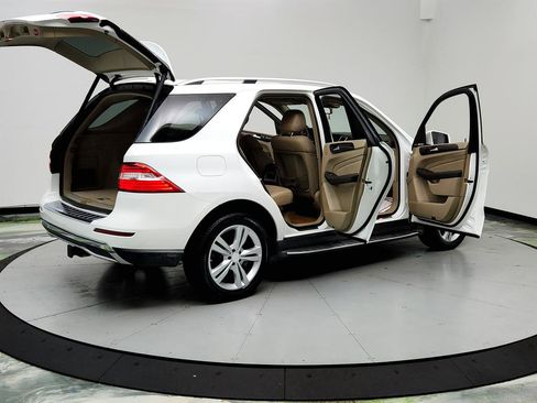 Used 2014 Mercedes-Benz ML 350 4MATIC image 11
