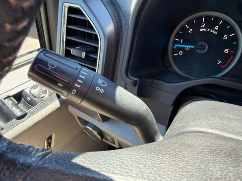 Used 2015 Ford F150 XLT w/ Equipment Group 301A Mid AWD/4WD image 43