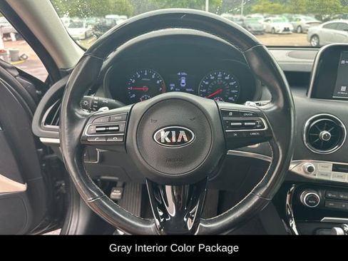 Used 2019 Kia Stinger RWD image 4