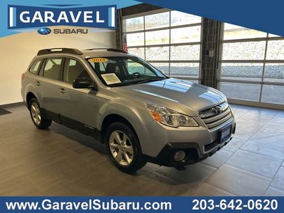 Used 2014 Subaru Outback 2.5i w/ Alloy Wheel Package