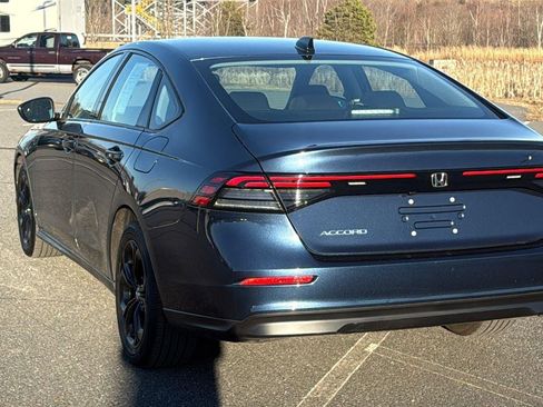 Used 2025 Honda Accord SE image 8