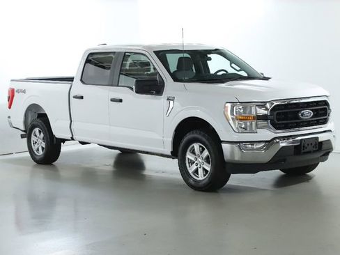 Used 2022 Ford F150 XLT w/ Trailer Tow Package image 4