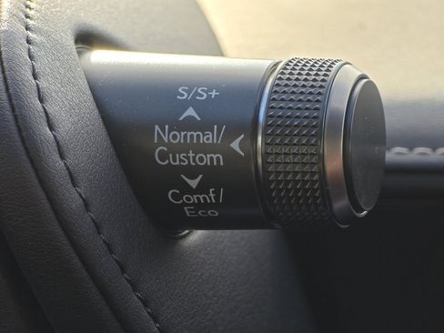 Used 2018 Lexus LC 500 Coupe image 9