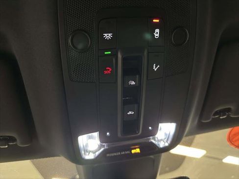 Used 2025 Audi Q3 2.0T Premium w/ Convenience Package image 33