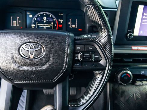 Used 2026 Toyota Tacoma SR5 AWD/4WD image 40