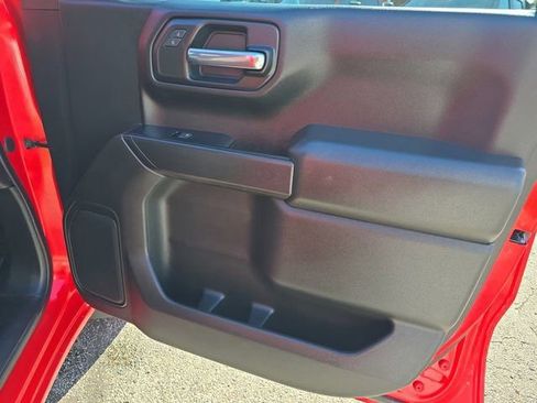 Used 2022 Chevrolet Silverado 1500 Custom image 22