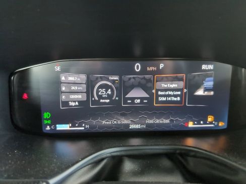 Used 2025 Jeep Compass Trailhawk w/ Trailhawk Elite Group image 14