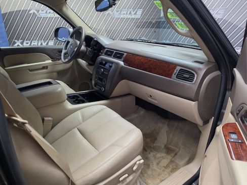Used 2014 GMC Yukon XL SLT RWD image 14