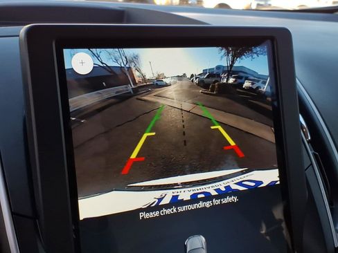 Certified 2024 Ford Edge SE w/ Black Appearance Package image 19