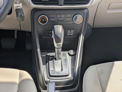 Used 2020 Ford EcoSport S image 19