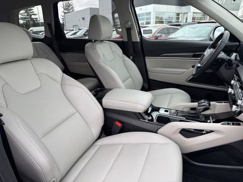 Used 2024 Kia Telluride S w/ S Sunroof Package image 45