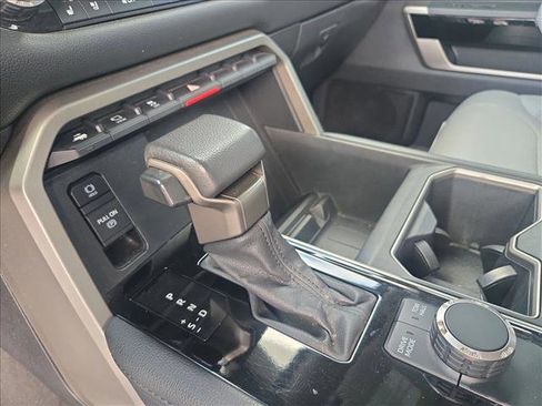 Used 2022 Toyota Tundra Limited image 12