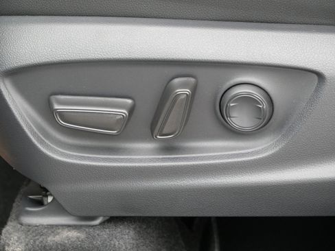 New 2026 Toyota Corolla Cross XLE image 7