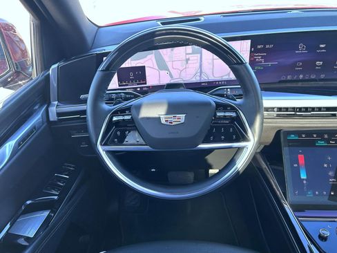 Certified 2025 Cadillac Escalade ESV Sport AWD/4WD image 15