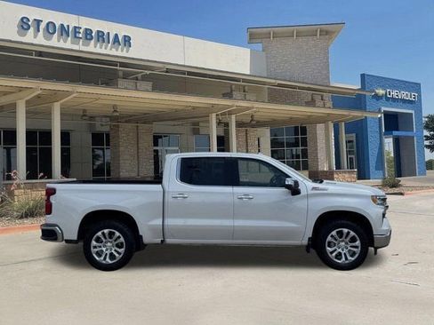 Used 2025 Chevrolet Silverado 1500 LTZ AWD/4WD image 4