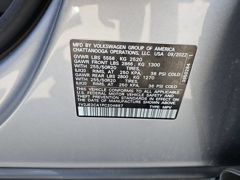 Used 2023 Volkswagen Atlas Cross Sport SE w/ Panoramic Sunroof Package FWD image 9