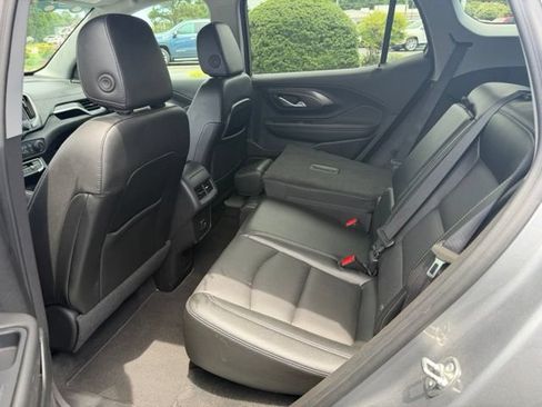 Certified 2024 GMC Terrain SLT AWD/4WD image 13